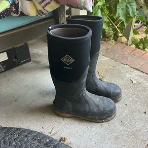 Muck boots women’s 8/8.5